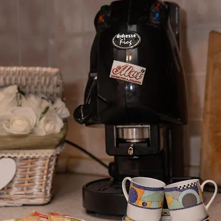 Chantal's House * Latina