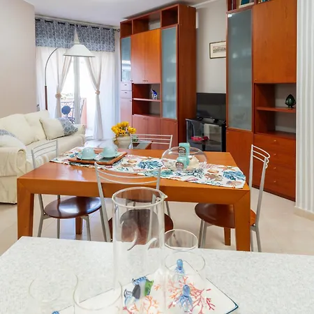 Apartmán Chantal's House *