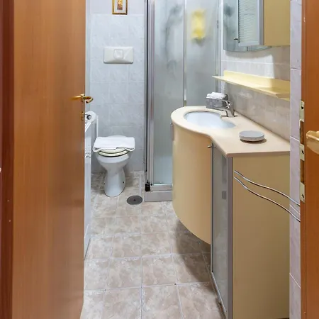 Chantal's House Apartmán Latina